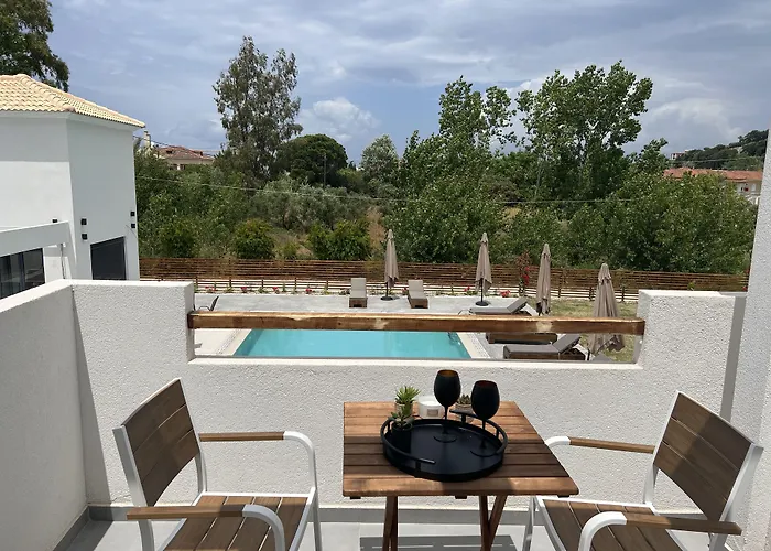 Κimiro Hotel Tsilivi