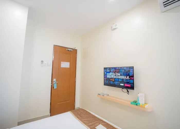 Sundaze Hotel