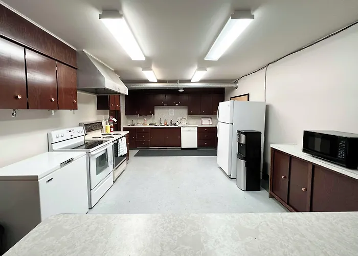 Workstay Lodging - Yarbo, Sk - Near Esterhazy & Mosaic K1, K2, & K3
