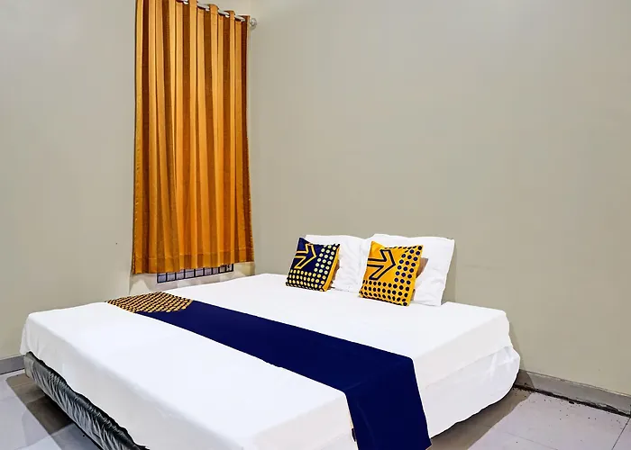 Alif House Syariah Redpartner Near Taman Dayu Pandaan
