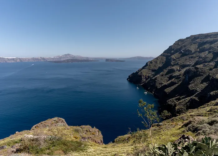 Evanthia Best View Thirassia Island Hotel