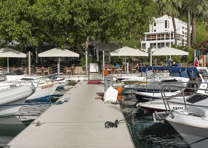 Marina Boutique Hotel