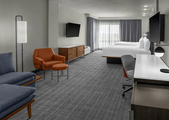 Courtyard By Marriott Sherman