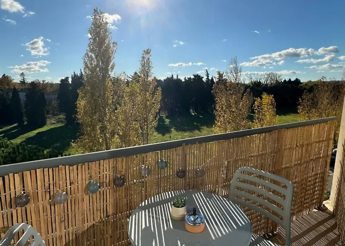 Appart'Hotel Avec Balcon Et Netflix - Avignon Gare Tgv Confluence