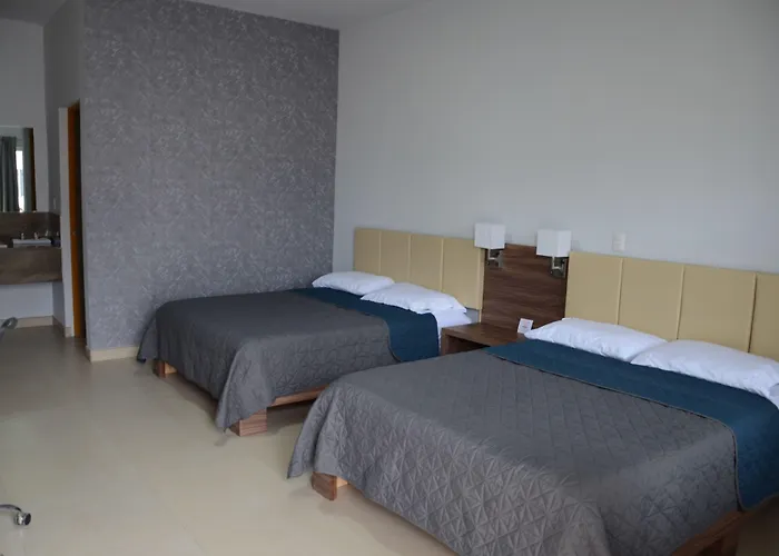 Hotel Monarca