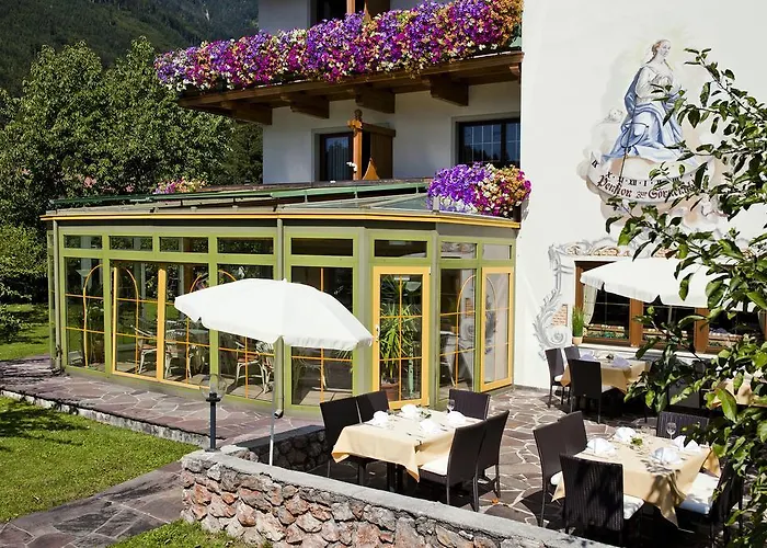 Hotel Sonnenuhr