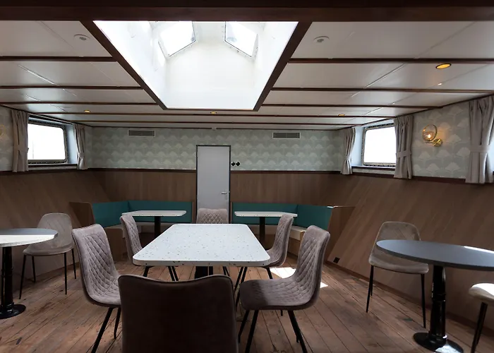 Hotelboot Koningin Emma I Kloeg Collection