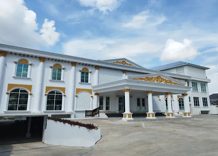 Maulidia Hotel Syariah & Convention Center