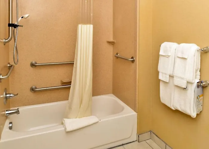 Western Inn & Suites