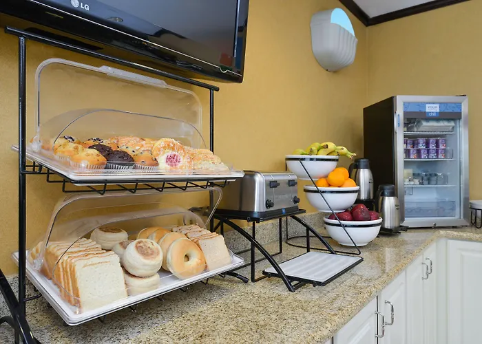 Comfort Inn & Suites Adj To Akwesasne Mohawk Casino