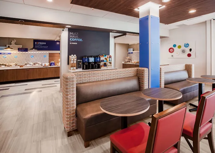 Holiday Inn Express & Suites - Ely By Ihg