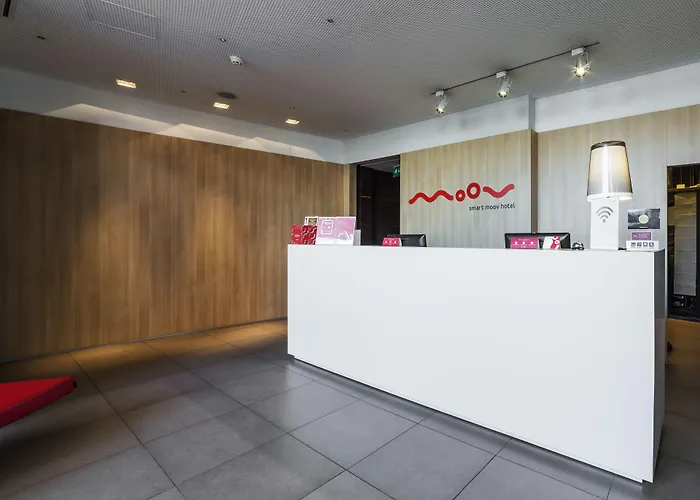 Moov Hotel Porto Centro
