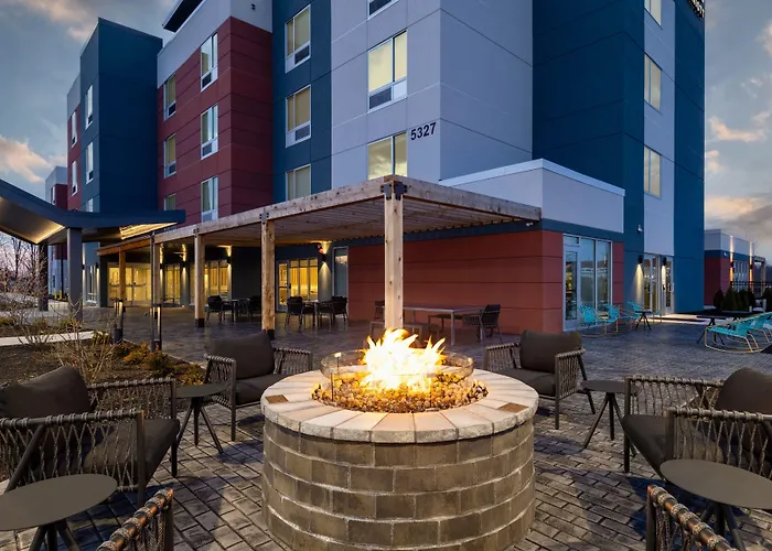 Towneplace Suites By Marriott Geneva At Spire Academy