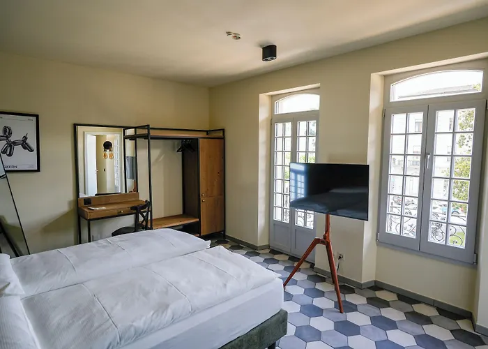 Seven Town House Boutique Hotel