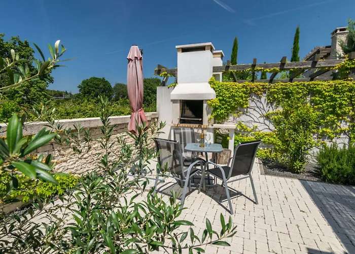Villa Zelda Comfortable Holiday Residence