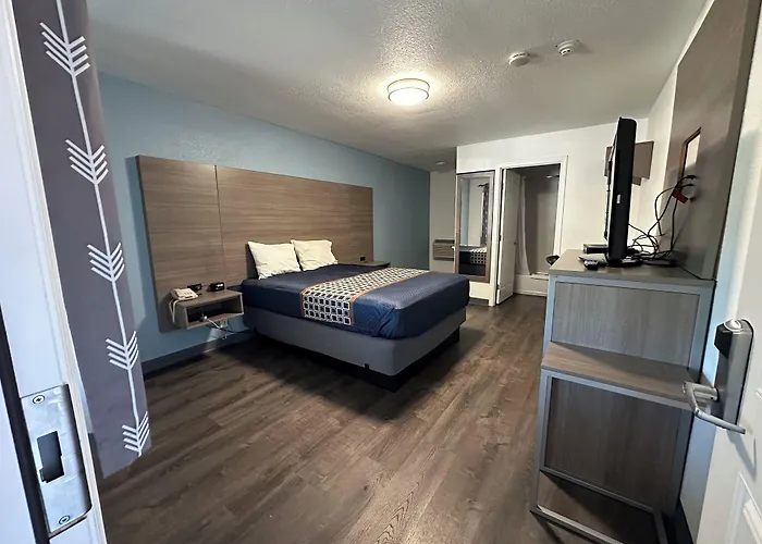 Sands Motel