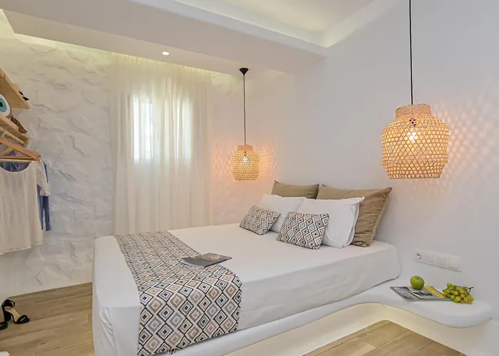 Naxian Spirit Inn