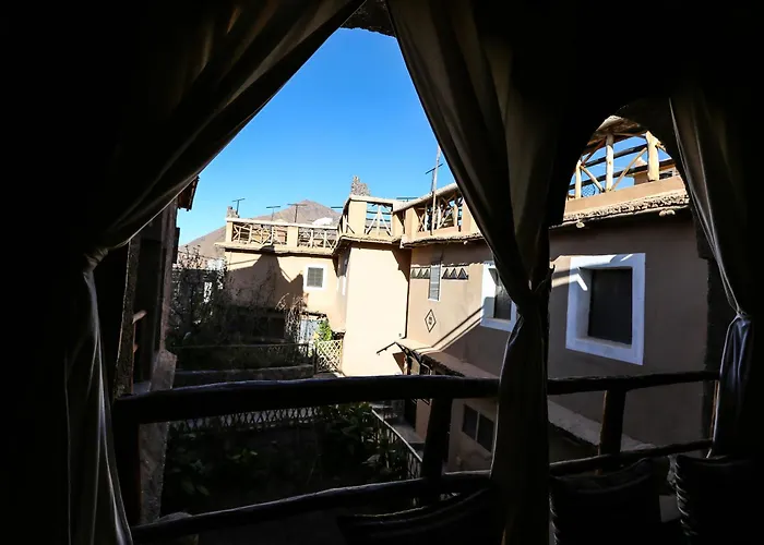 Kasbah Du Roches Armed