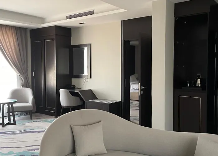 Al Wateen Hotel