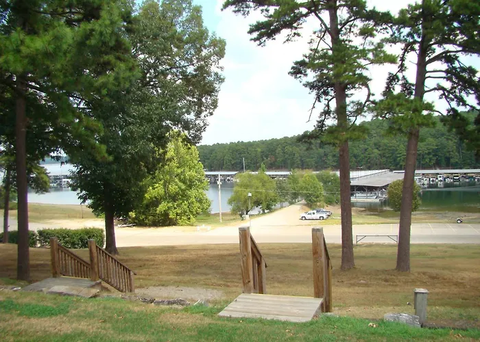 Gr4 - Mountain Harbor Queen Guest Room On Lake Ouachita