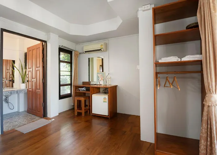 Betel Palm Village - Casa Retreat