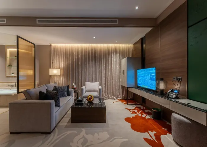 Lilac Park Hotel