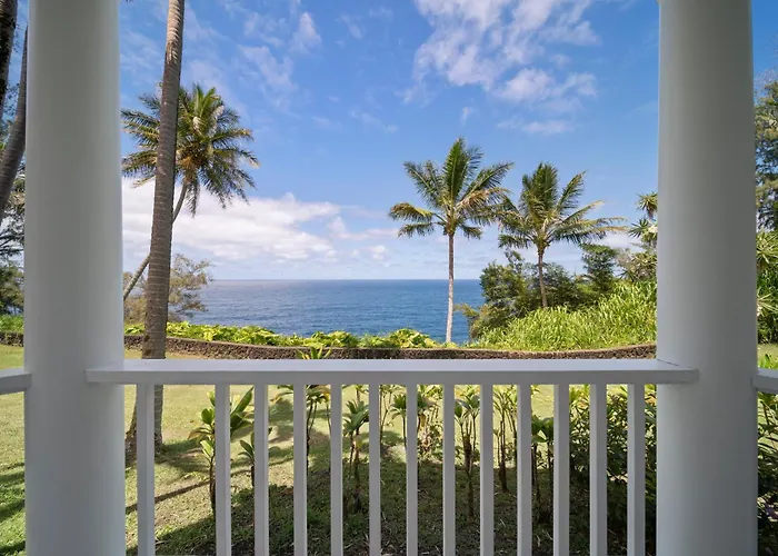 Hamakua Hotel