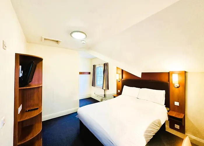 Alty Hotel