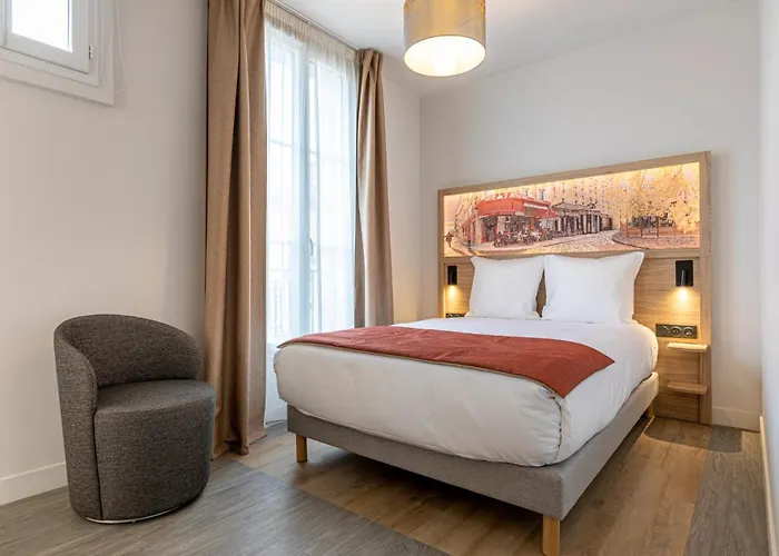 Dantan Hotel