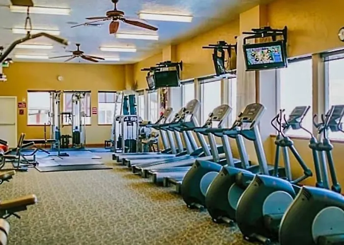 Comfortable Double Queen Suite Near Park City & Ballerina Farms #1055