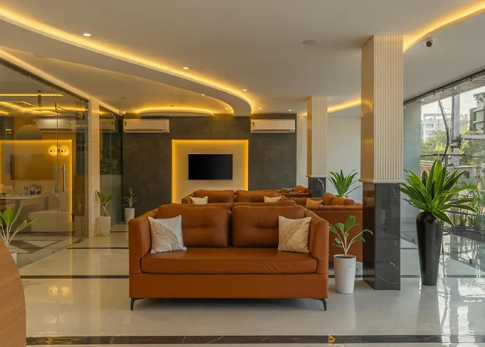 Perfectstayz Premium Shree Narayana At Mahakal Temple Road