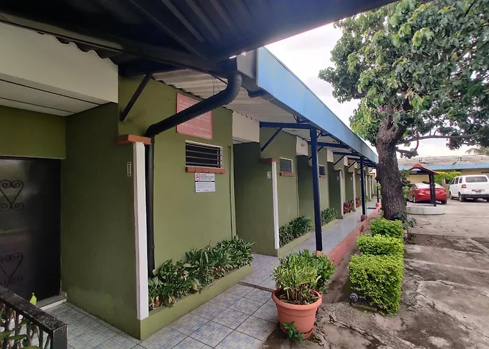 Hotel En Santa Ana