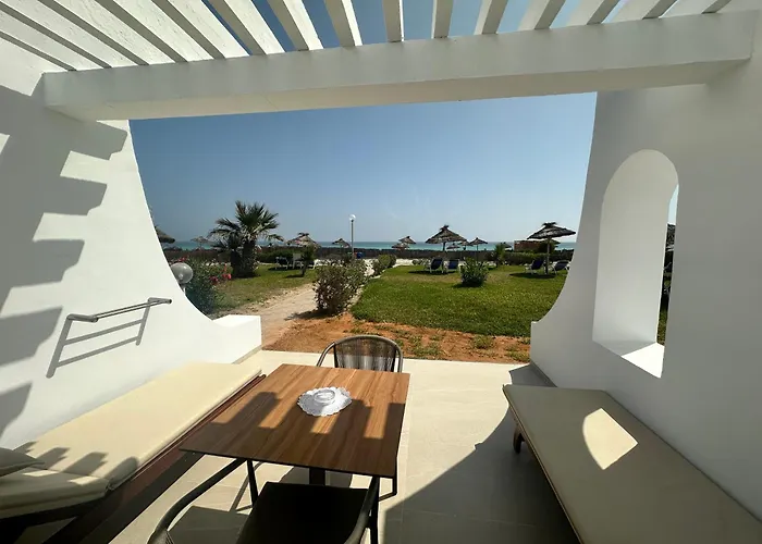 Al Jazira Beach & Spa