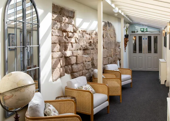 The Warwick Arms Hotel - The Coaching Inn Group