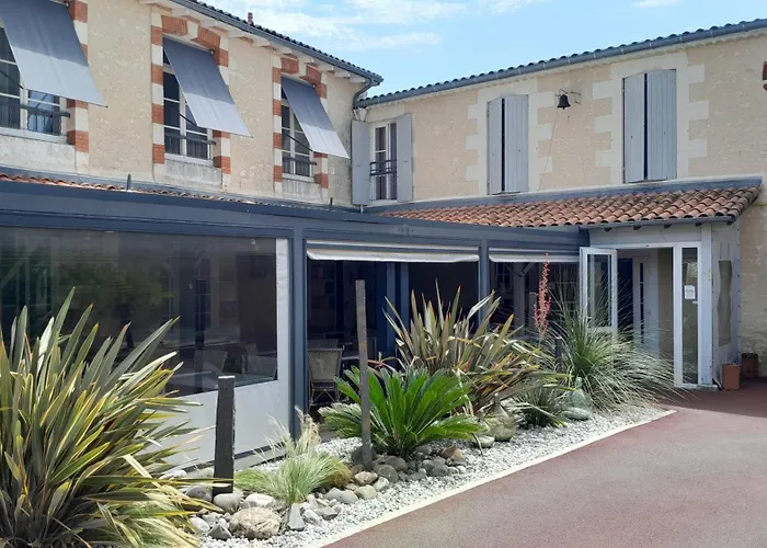 Hôtel Restaurant Le Commerce
