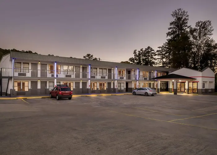 Super 8 By Wyndham Gadsden Al