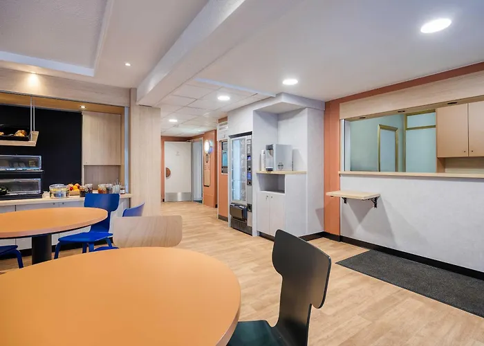 B&B HOTEL Liège Nord Rocourt
