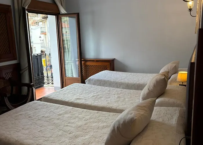 Hostal Cerezo 2