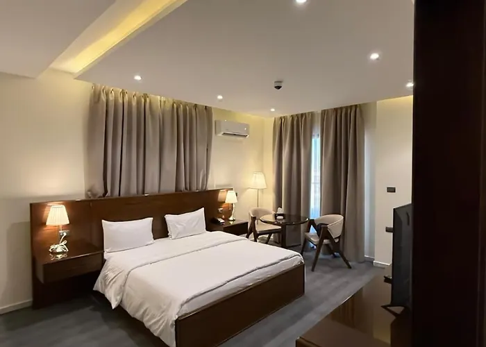 North Paradise Hotel