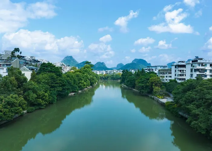 Riverbank Hotel