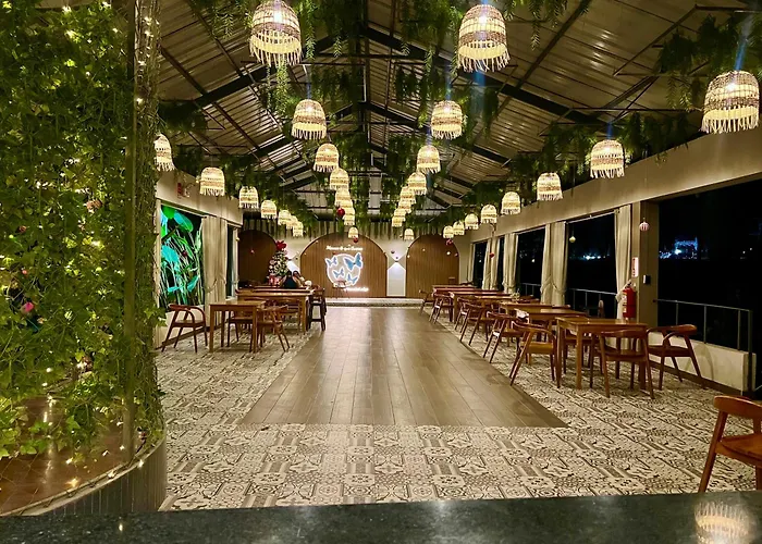 Mercedes Lodge