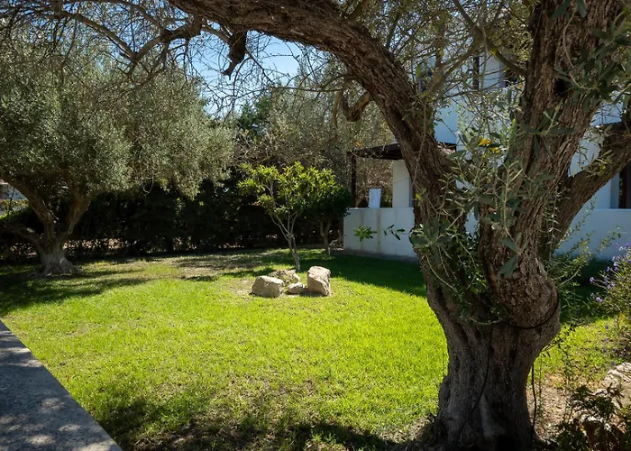 Triantafillas Suites