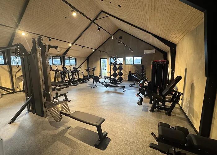 Hotel Melfarhus - Your Modern Self-Service Hotel At The Marina