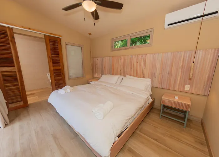 Casa Naera Hotel