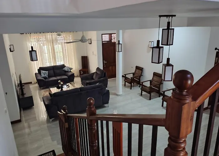 Royal Villa Polhena