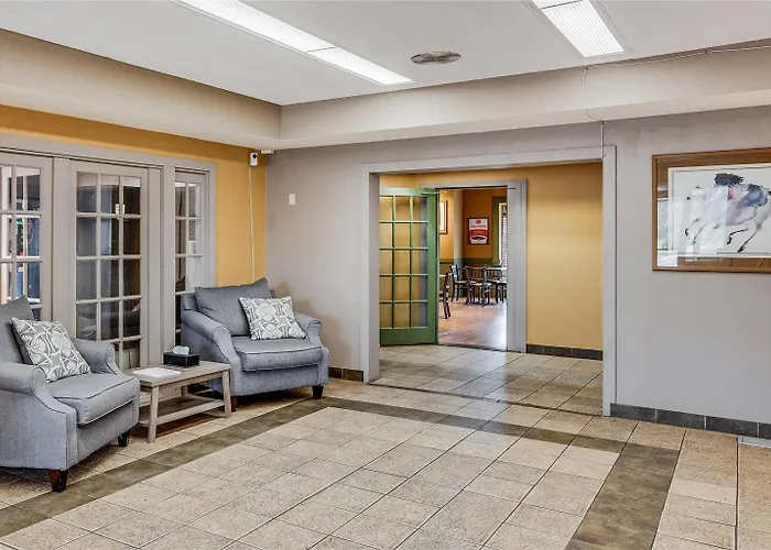 Econolodge Whitehall