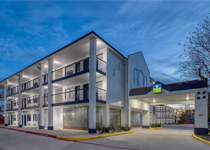 Surestay By Best Western Spring North Houston