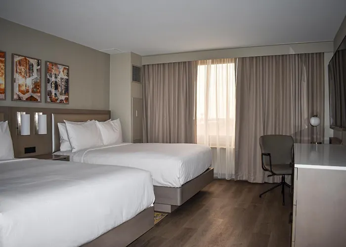 Doubletree By Hilton Chicago - Oak Brook