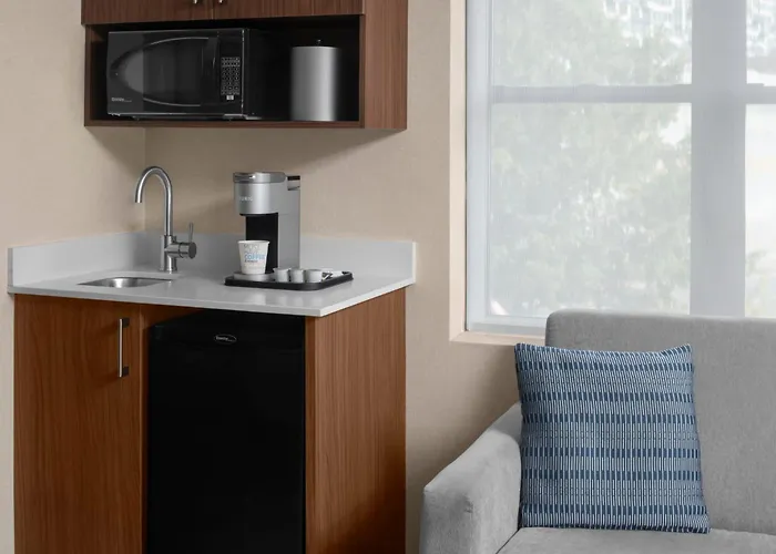 Holiday Inn Express & Suites Boston - Cambridge By Ihg