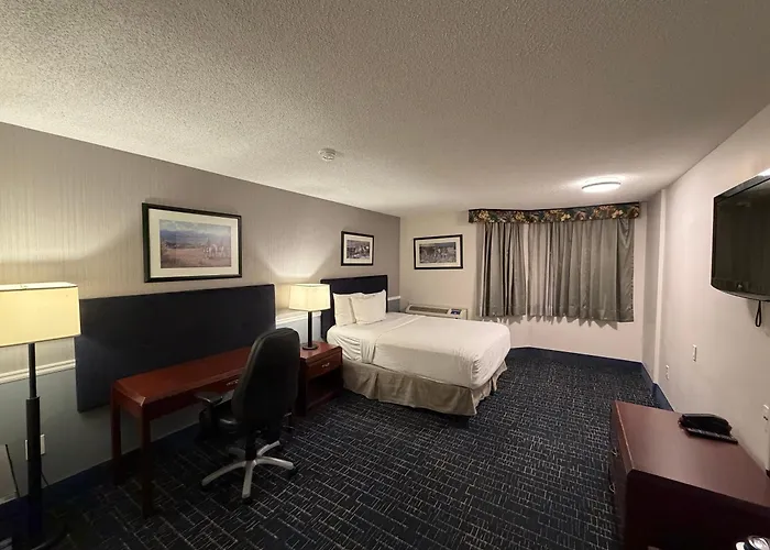 Divya Sutra Plaza&Conference Centre Calgary Airport